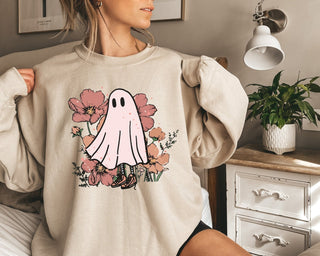 Vintage Floral Ghost sweatshirt, Cute woman Halloween sweater, ghost sweatshirt, Halloween ghost design sweater, Gifts for Halloween 2023