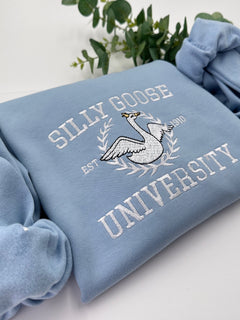 Goose University Embroidered Halloween Sweatshirt 2D Crewneck Sweatshirt All Over Print Sweatshirt For Women Sweatshirt For Men SWS3071