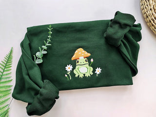 Frog And Daisy Embroidered Sweatshirt 2D Crewneck Sweatshirt All Over Print Sweatshirt For Women Sweatshirt For Men SWS2953